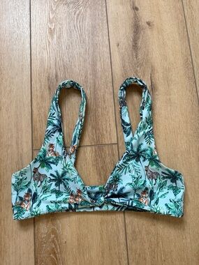 Skatie penny top Tropical Animal Print Bikini Top - Mint Green